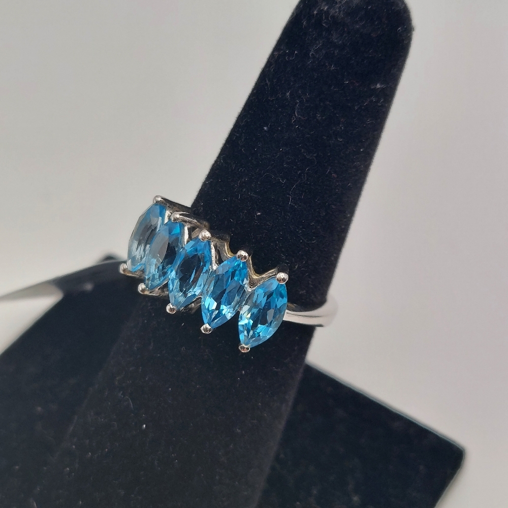 NWT 925 Swiss Blue Topaz sz7 Ring, Anabella Collection, has Cert Of Authenticity - Picture 3 of 16